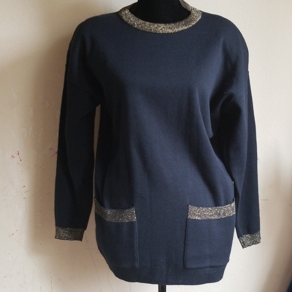 Karen Lessly sweater
